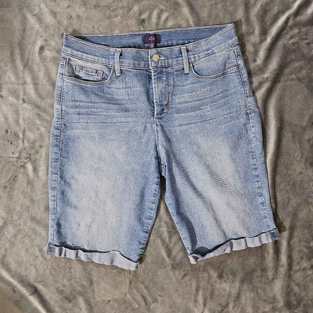 NYDJ Shorts size 10